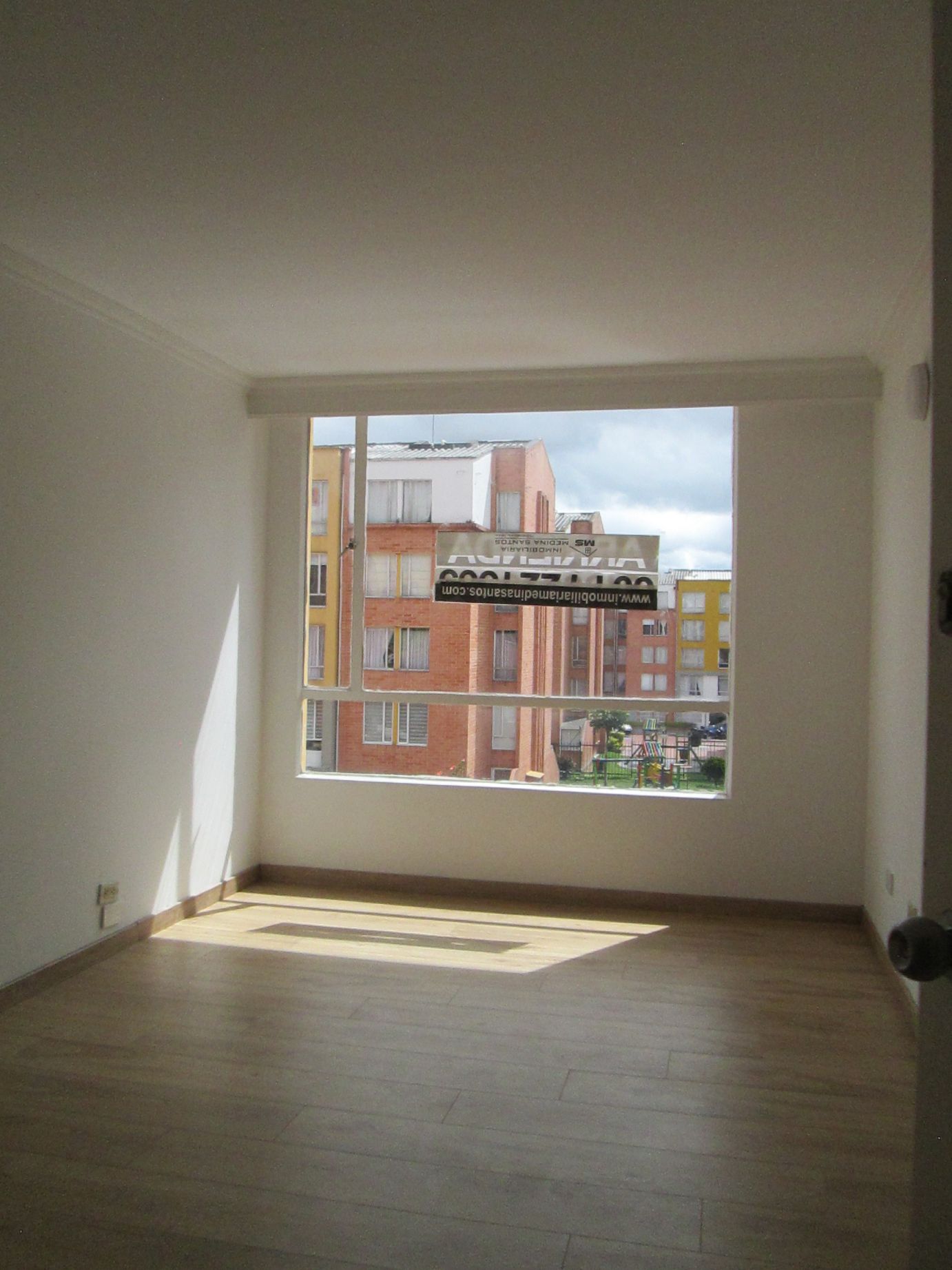 Apartamento en arriendo Cundinamarca Bogotá El Salitre 52 m2 Habitaciones 3 Baños 1 Garajes 0 Precio $1600000