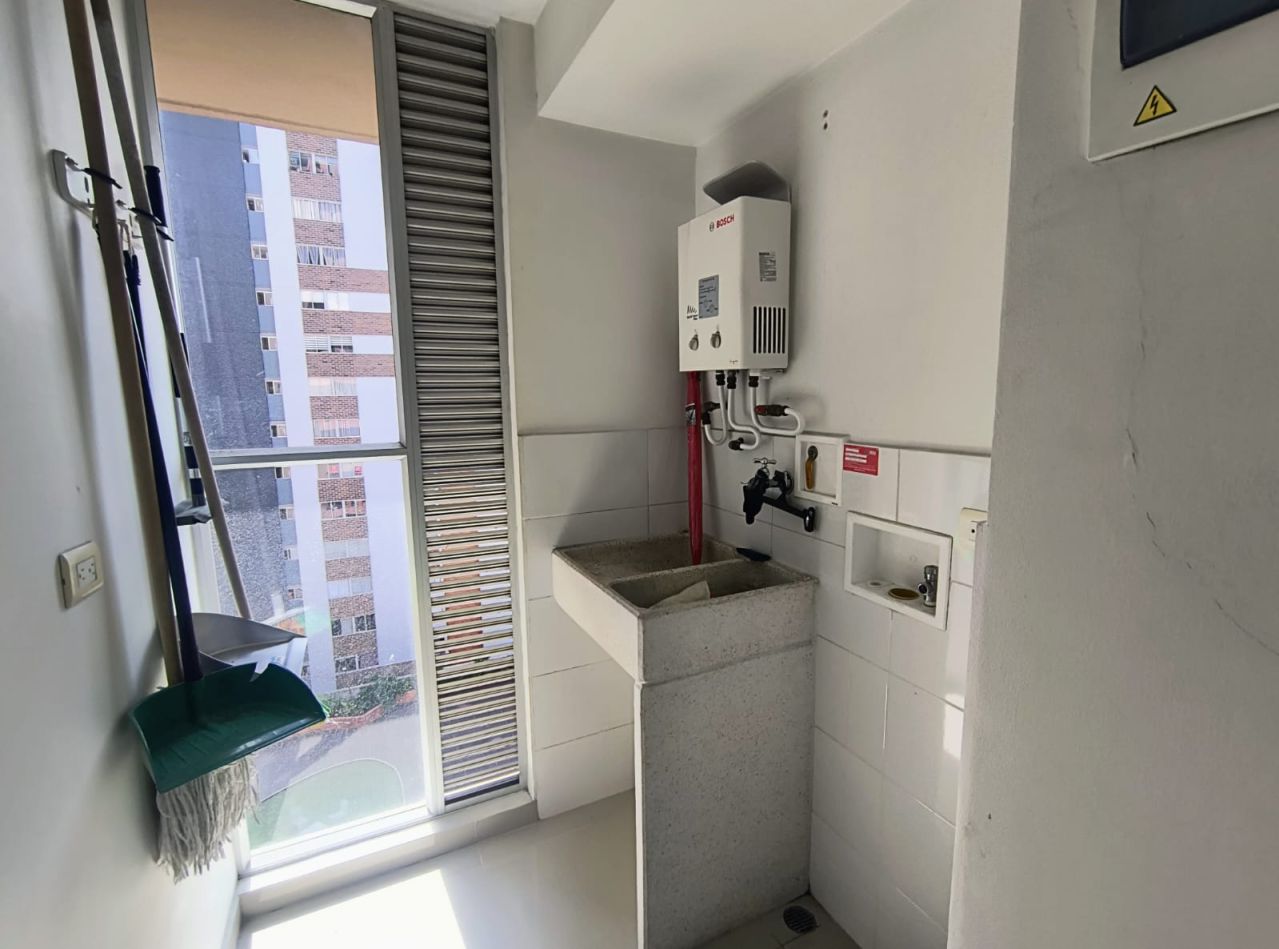 Apartamento en arriendo Antioquia Itagüí Ditaires 74 m2 Habitaciones 3 Baños 0 Garajes 1 Precio $2600000