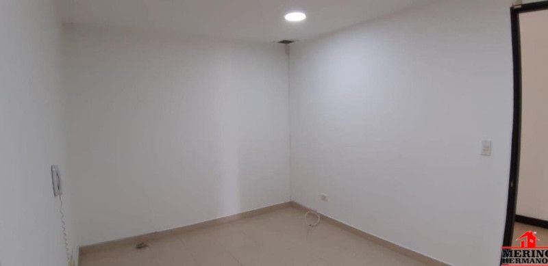 Oficina en arriendo Antioquia Medellín Patio Bonito 37 m2 Habitaciones 0 Baños 1 Garajes 0 Precio $3200000