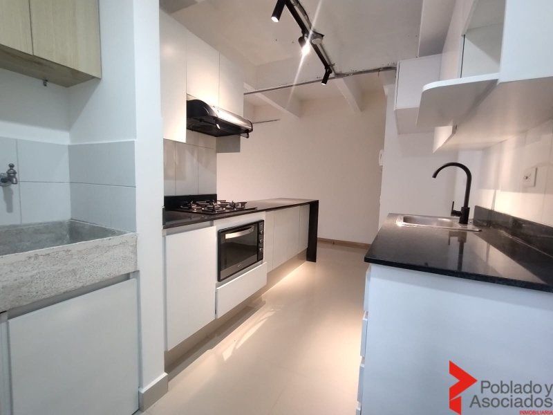 Apartaestudio en venta Antioquia Itagüí Ditaires 71 m2 Habitaciones 3 Baños 2 Garajes 1 Precio $630000000
