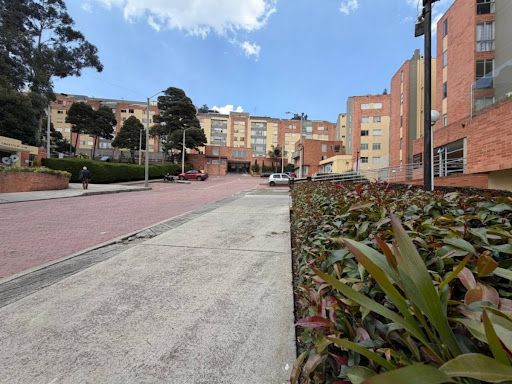 Apartamento en venta Cundinamarca Bogotá El Codito 56 m2 Habitaciones 3 Baños 2 Garajes 1 Precio $299000000