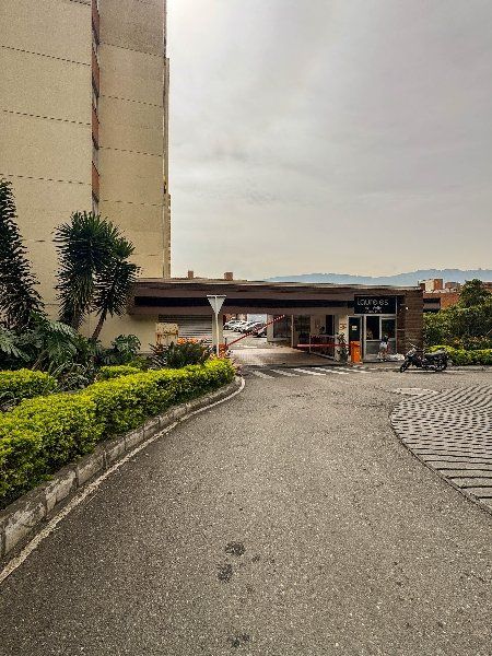 Apartamento en arriendo Antioquia Itagüí Zona Rural 55 m2 Habitaciones 2 Baños 2 Garajes 1 Precio $2450000
