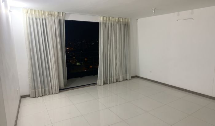 Apartamento en venta Valle Del Cauca Cali Conjunto Residencial Punta Del Este 96 m2 Habitaciones 3 Baños 2 Garajes 1 Precio $450000000