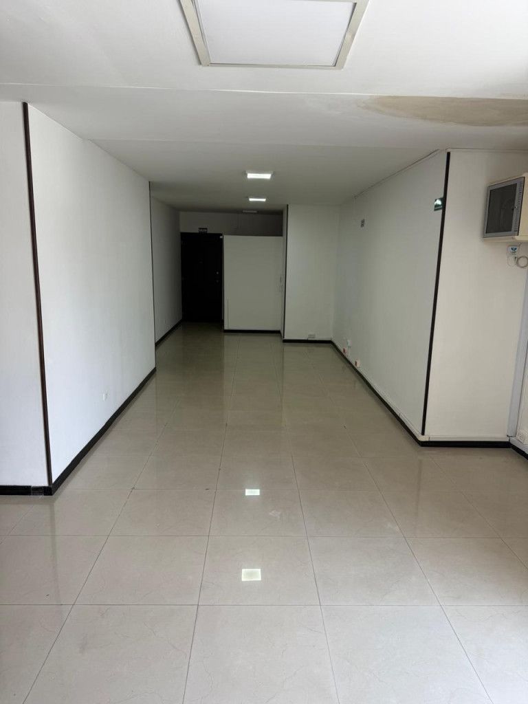 Oficina en venta Valle Del Cauca Cali Ciudadela Campestre 42 m2 Habitaciones 0 Baños 1 Garajes 1 Precio $600000000