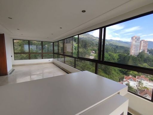 Apartamento en arriendo Antioquia Medellín Los Naranjos 413 m2 Habitaciones 4 Baños 5 Garajes 2 Precio $17000000