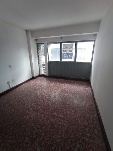 Apartamento en arriendo Risaralda Pereira Sector Galeria Central 179 m2 Habitaciones 5 Baños 3 Garajes 0 Precio $1100000