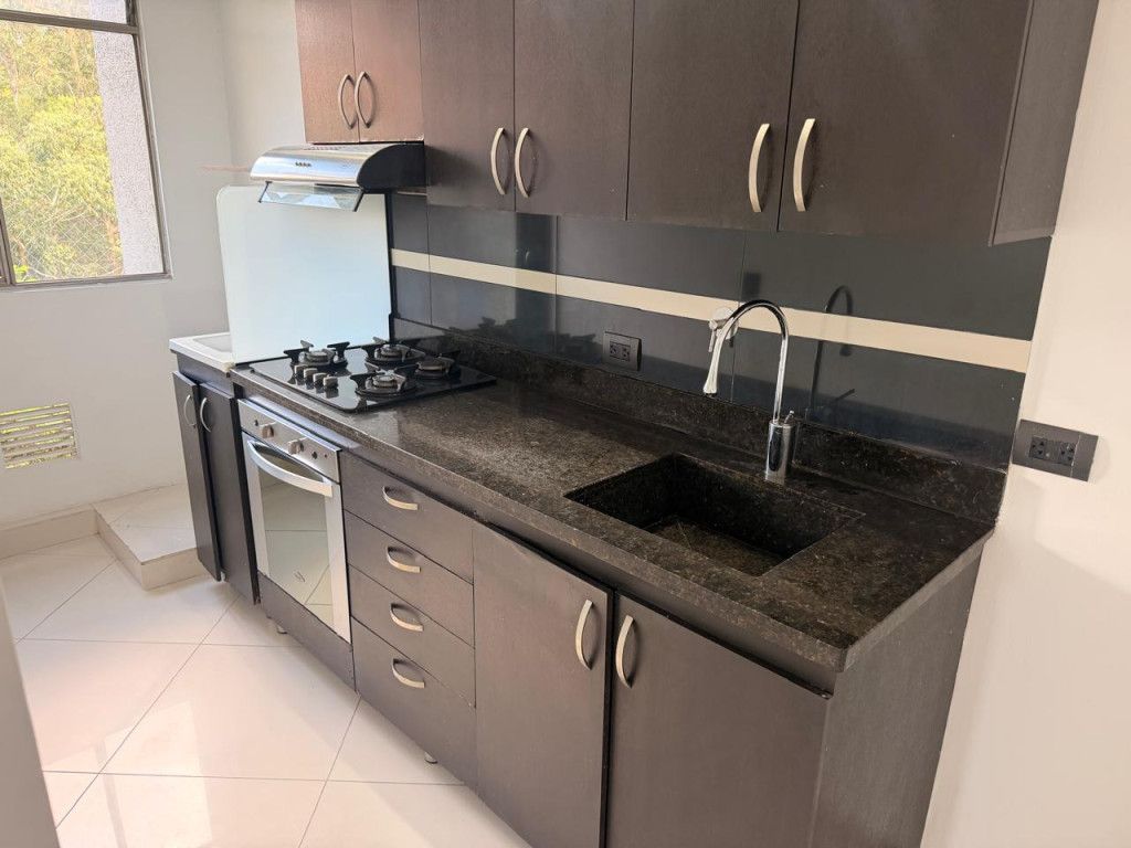 Apartamento en arriendo Antioquia Medellín Alfonso Lopez 70 m2 Habitaciones 3 Baños 2 Garajes 1 Precio $2600000