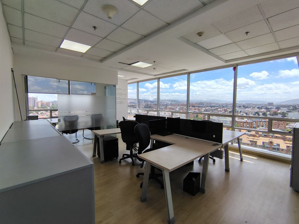 Oficina en arriendo Cundinamarca Bogotá Estoril 68 m2 Habitaciones 0 Baños 0 Garajes 2 Precio $6868500