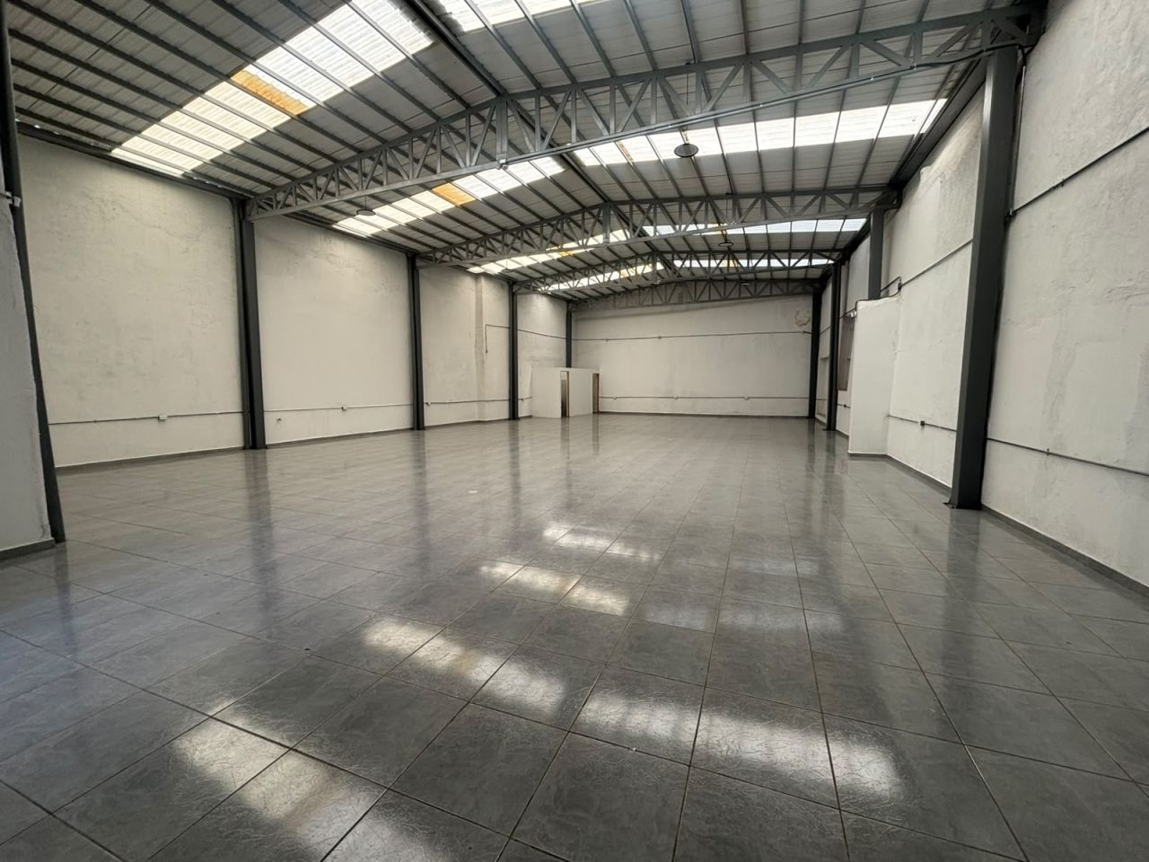 Local Comercial en arriendo Santander Bucaramanga Bolivar 460 m2 Habitaciones 1 Baños 2 Garajes 0 Precio $14280000