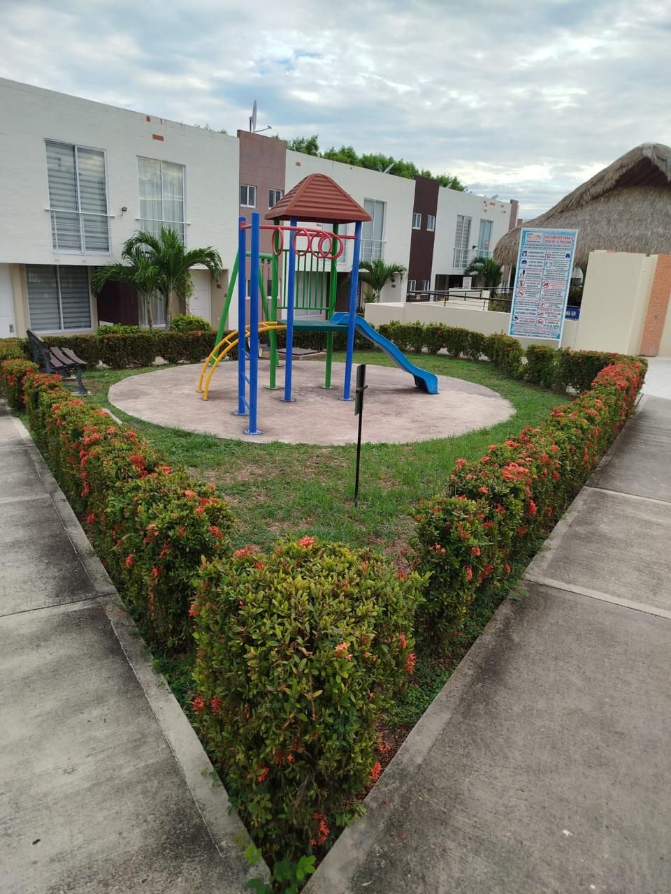 Casa Campestre en venta Cundinamarca Ricaurte Cn La Villa De Yuma 57 m2 Habitaciones 3 Baños 2 Garajes 1 Precio $250000000