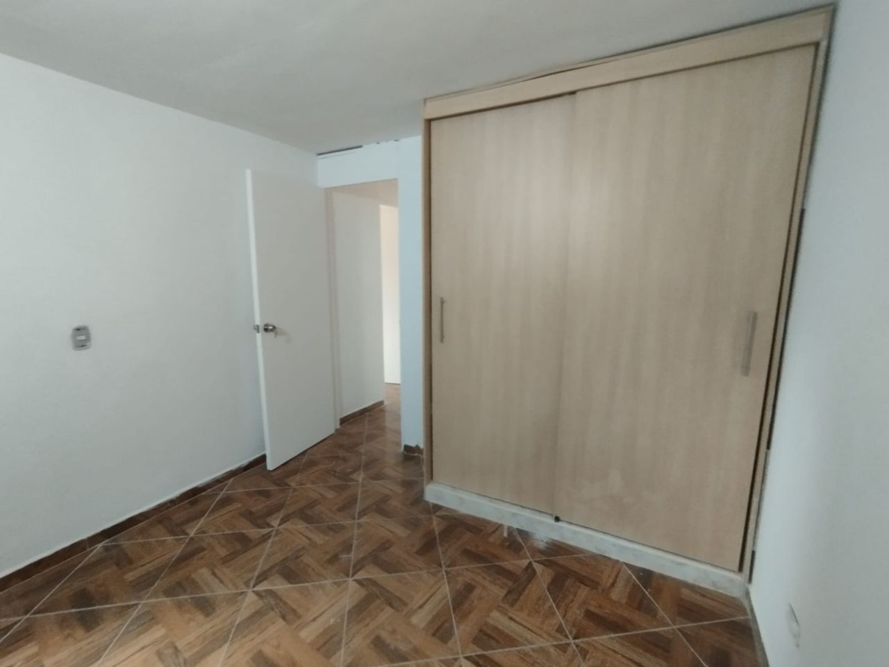 Apartamento en arriendo Antioquia Medellín Naranjitos 54 m2 Habitaciones 2 Baños 1 Garajes 0 Precio $1300000