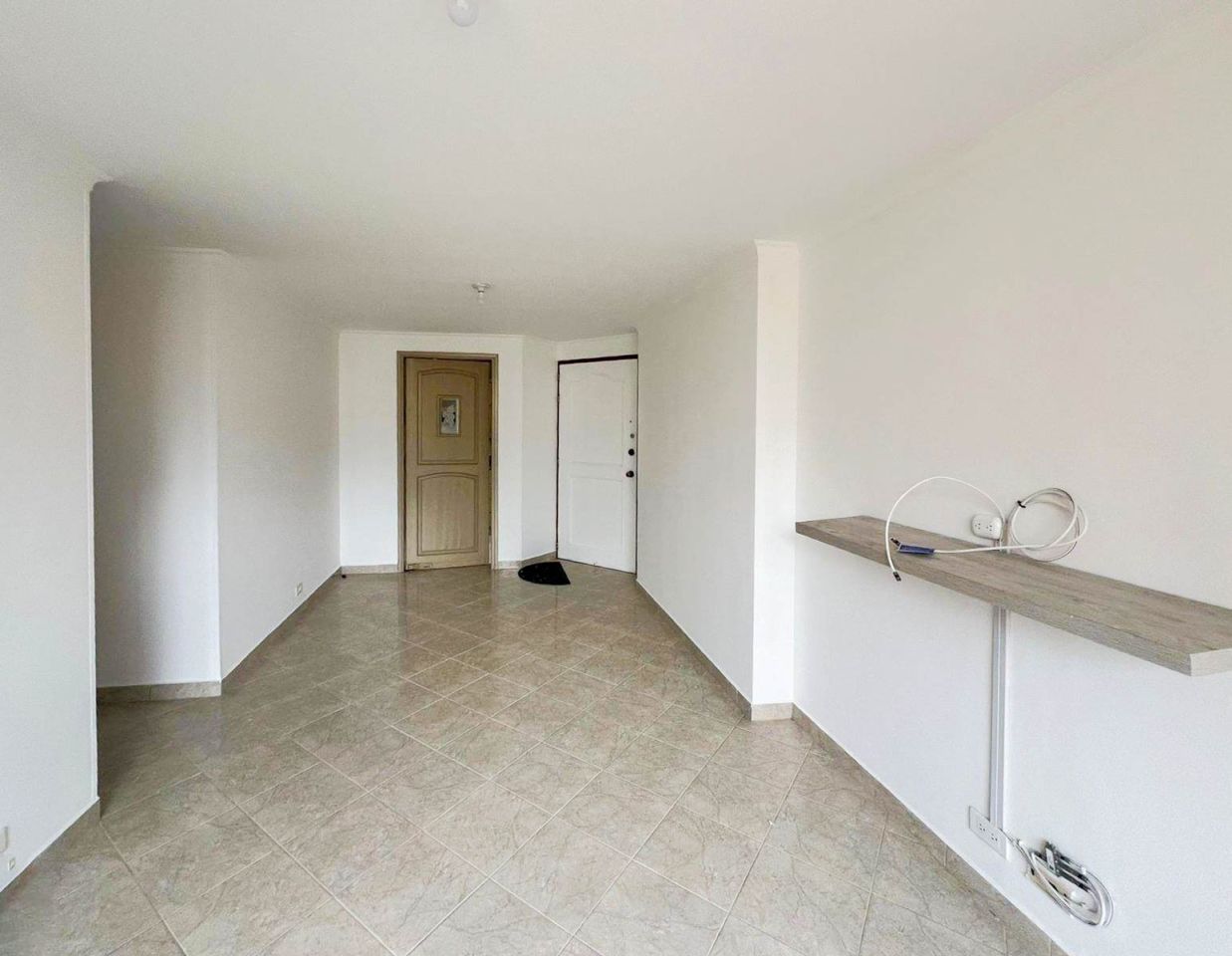 Apartamento en venta Antioquia Medellín Loma De Los Bernal 63 m2 Habitaciones 3 Baños 2 Garajes 1 Precio $479000000