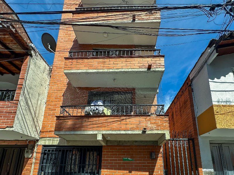 Apartamento en arriendo Antioquia Medellín Granada 50 m2 Habitaciones 2 Baños 2 Garajes 0 Precio $2000000