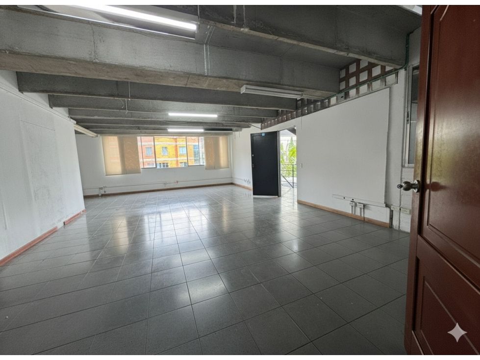 Bodega en arriendo Antioquia Envigado La Mesa 300 m2 Habitaciones 0 Baños 1 Garajes 0 Precio $9000000