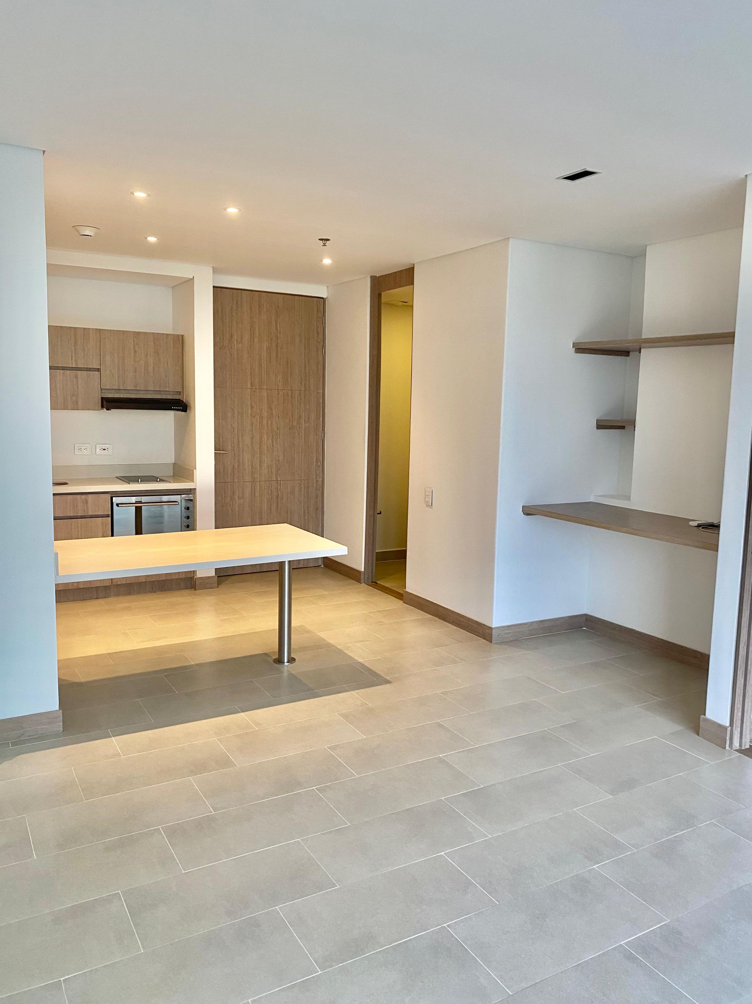 Apartamento en venta Valle Del Cauca Cali Urbanización Ciudad Jardín 64 m2 Habitaciones 1 Baños 2 Garajes 1 Precio $550000000