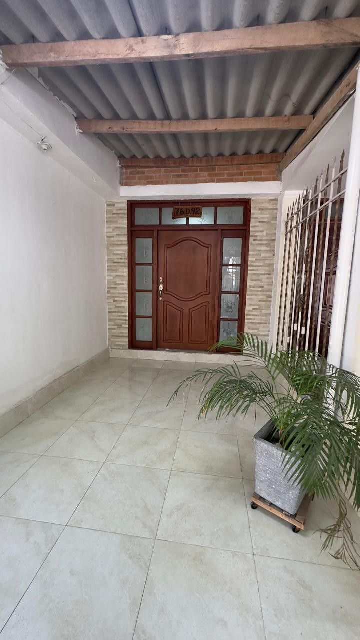 Casa en arriendo Atlántico Soledad Los Robles 75 m2 Habitaciones 3 Baños 2 Garajes 1 Precio $1200000