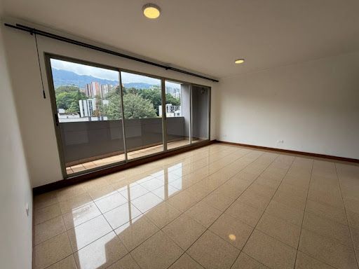 Apartamento en arriendo Antioquia Envigado Zúñiga 85 m2 Habitaciones 2 Baños 2 Garajes 1 Precio $3950000