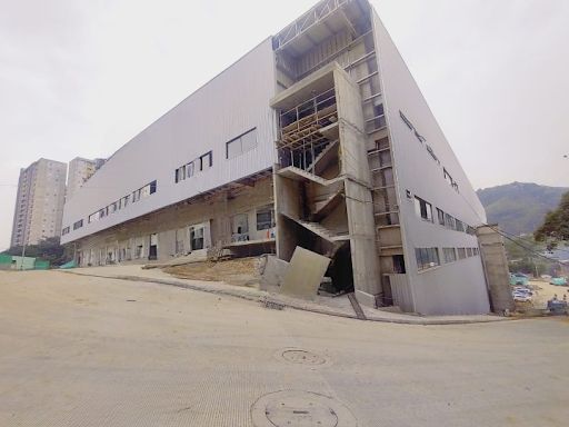 Bodega en arriendo Antioquia La Estrella La Inmaculada 10281 m2 Habitaciones 0 Baños 3 Garajes 0 Precio $328992000