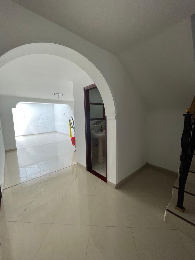 Casa en venta Antioquia Medellín Corazon De Jesus 260 m2 Habitaciones 4 Baños 3 Garajes 1 Precio $1450000000