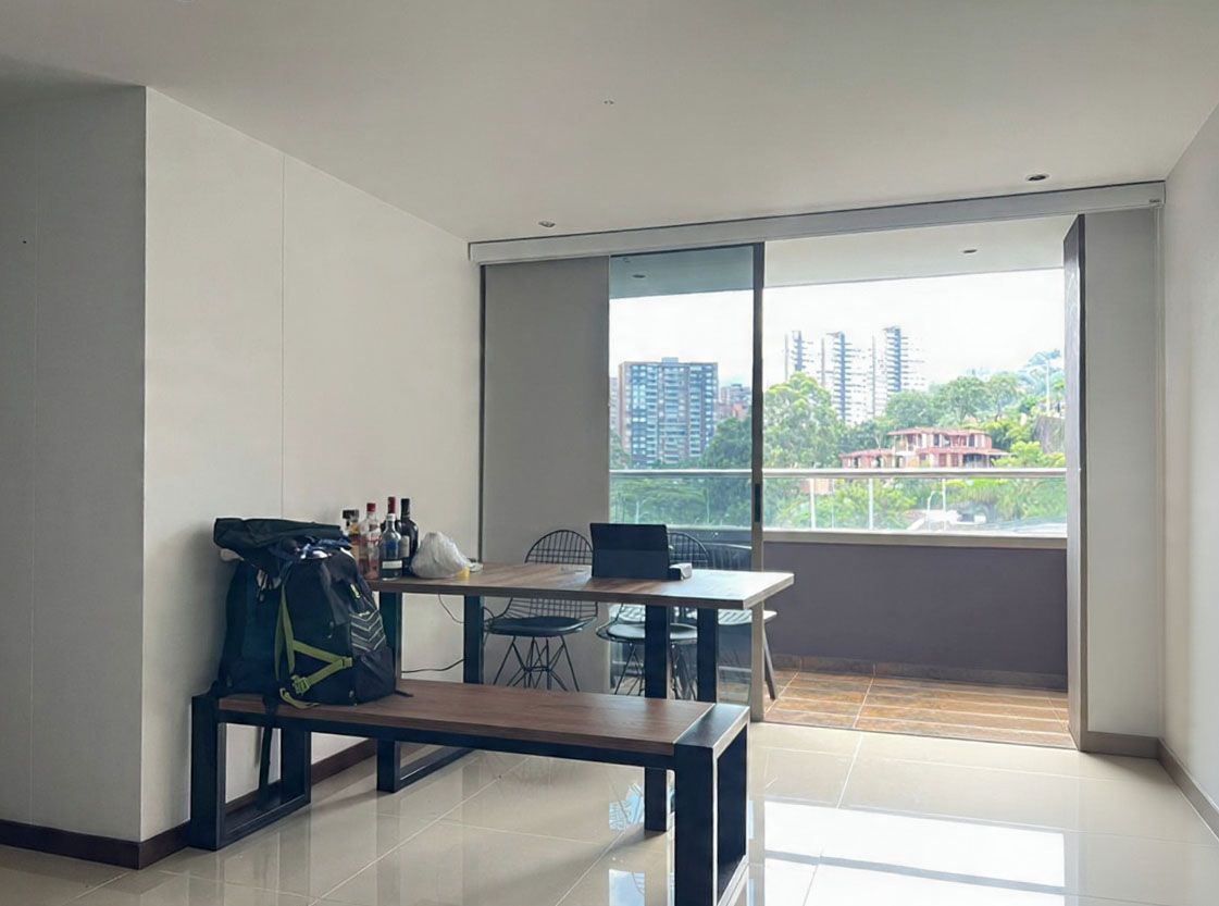 Apartamento en arriendo Antioquia Envigado Zúñiga 65 m2 Habitaciones 2 Baños 2 Garajes 2 Precio $3750000