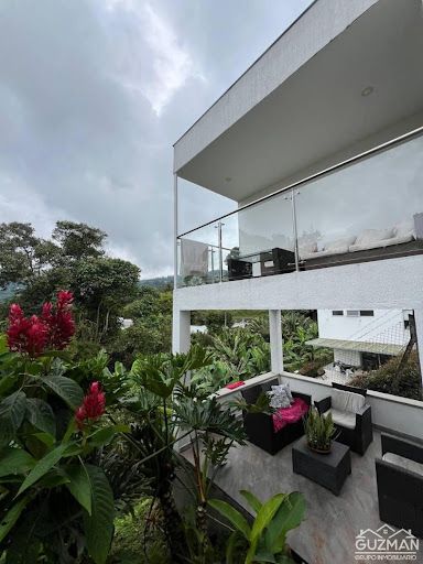 Casa Campestre en arriendo o venta Caldas Manizales Manizales 225 m2 Habitaciones 4 Baños 4 Garajes 8 Precio venta $1300000000 Precio arriendo $4600000