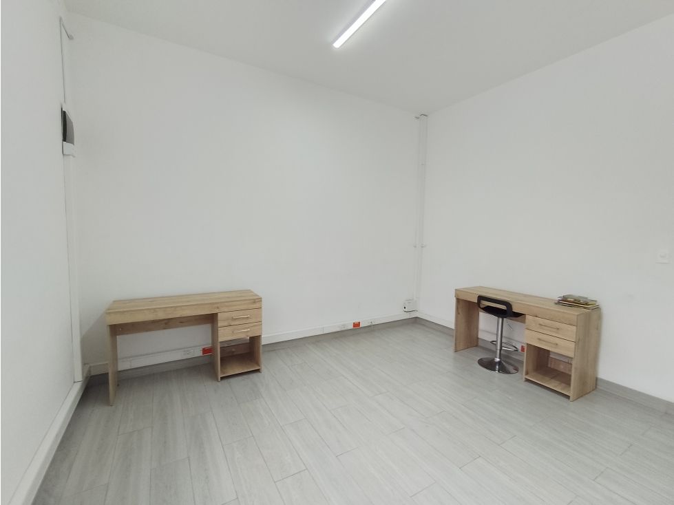 Oficina en arriendo Antioquia Medellín Boston 20 m2 Habitaciones 0 Baños 0 Garajes 0 Precio $1400000