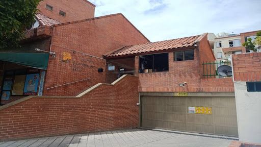 Apartamento en venta Tolima Ibagué Ub Los Parrales 82 m2 Habitaciones 3 Baños 2 Garajes 1 Precio $260000000
