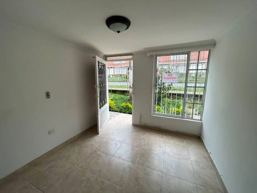 Casa en venta Risaralda Dosquebradas Ub Bosques De La Acuarela Et Iv 70 m2 Habitaciones 2 Baños 1 Garajes 0 Precio $200000000