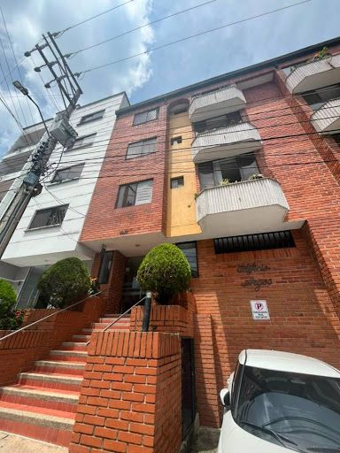 Apartamento en arriendo Santander Bucaramanga La Floresta 130 m2 Habitaciones 4 Baños 2 Garajes 2 Precio $3708000