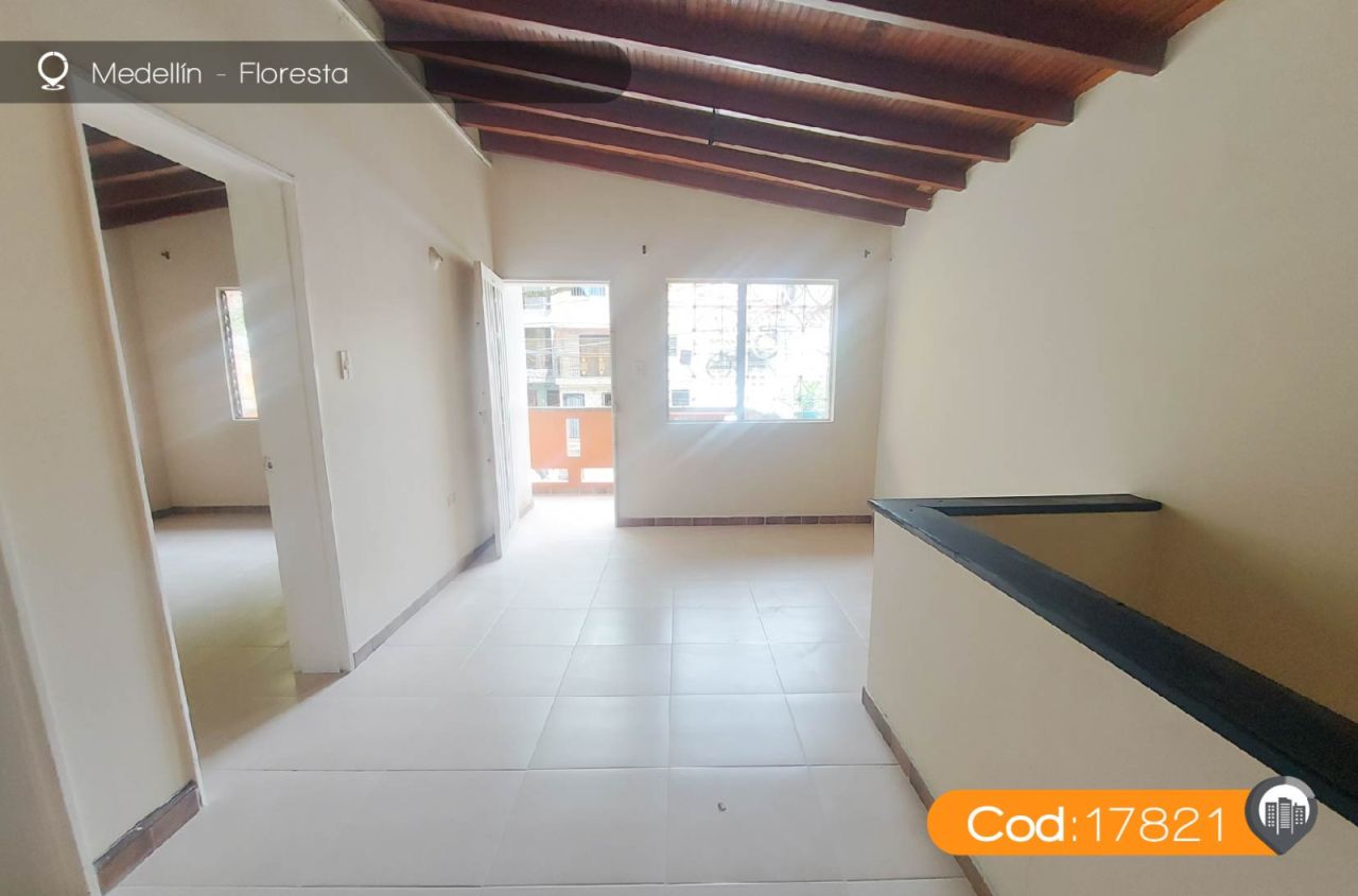Casa en arriendo Antioquia Medellín La Floresta 100 m2 Habitaciones 3 Baños 2 Garajes 0 Precio $3000000