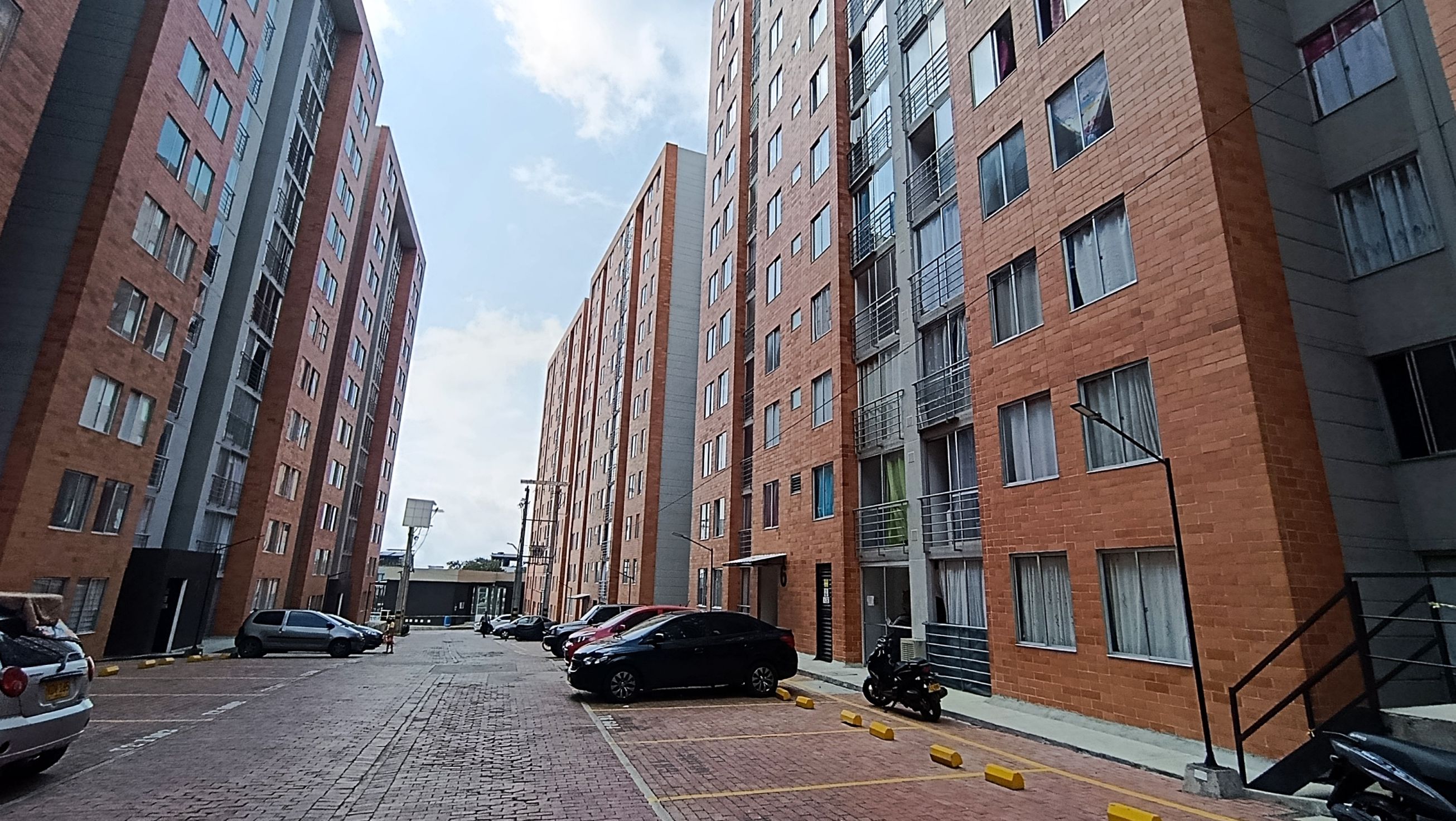 Apartamento en arriendo Tolima Ibagué Ub Arkala Et I 47 m2 Habitaciones 3 Baños 2 Garajes 1 Precio $1300000