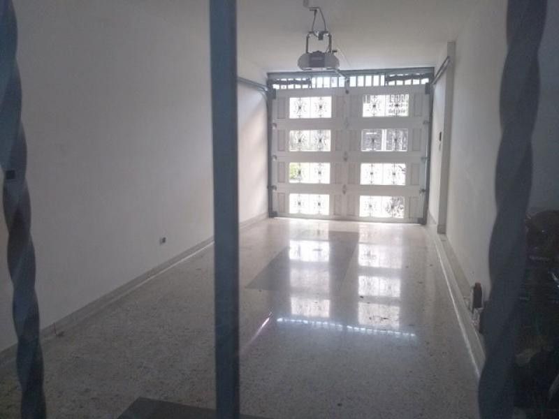 Casa en arriendo Antioquia Medellín Estadio 200 m2 Habitaciones 5 Baños 3 Garajes 1 Precio $6500000
