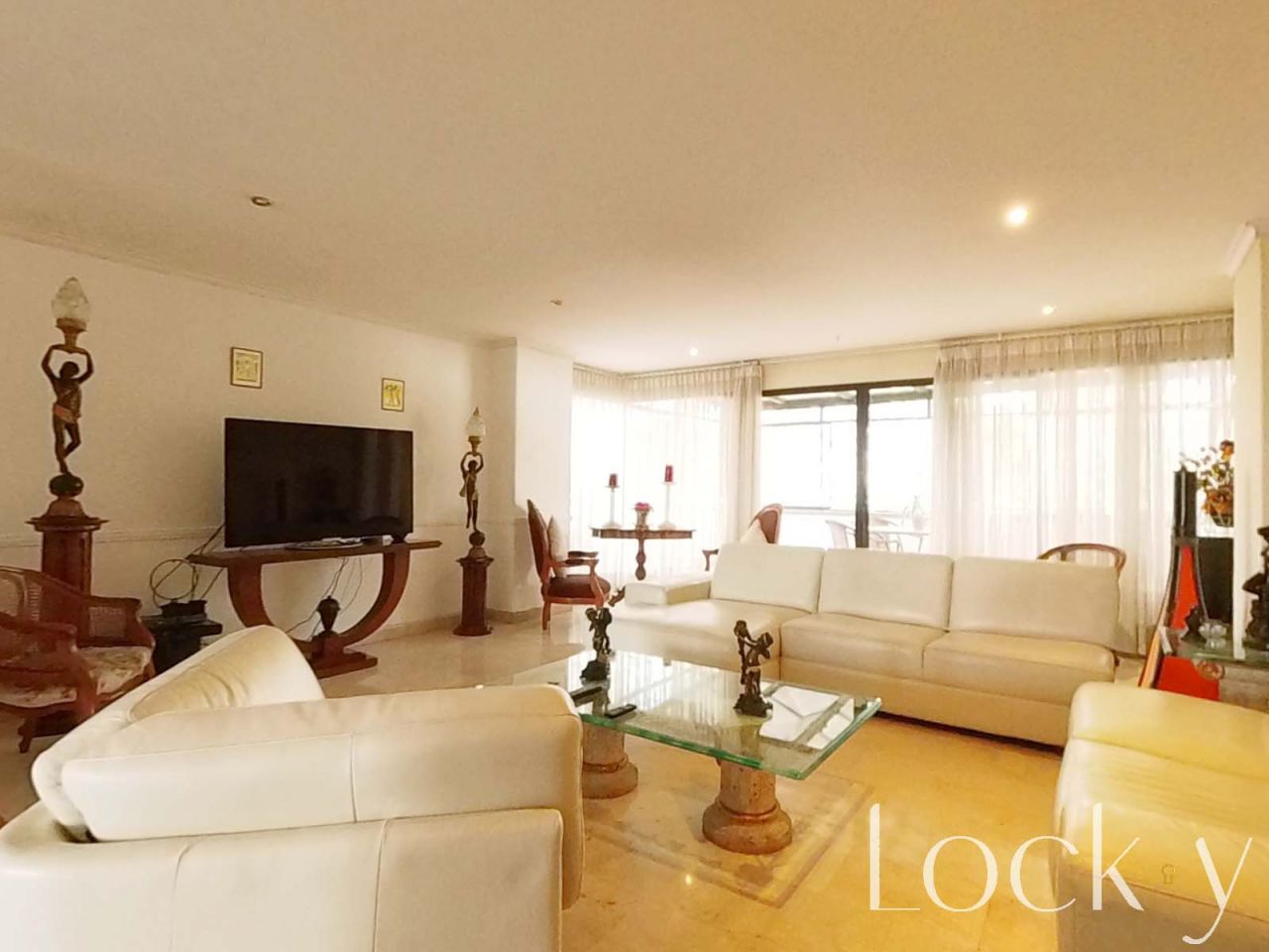 Apartamento en venta Antioquia Medellín La Colina 177 m2 Habitaciones 4 Baños 3 Garajes 2 Precio $1290000000