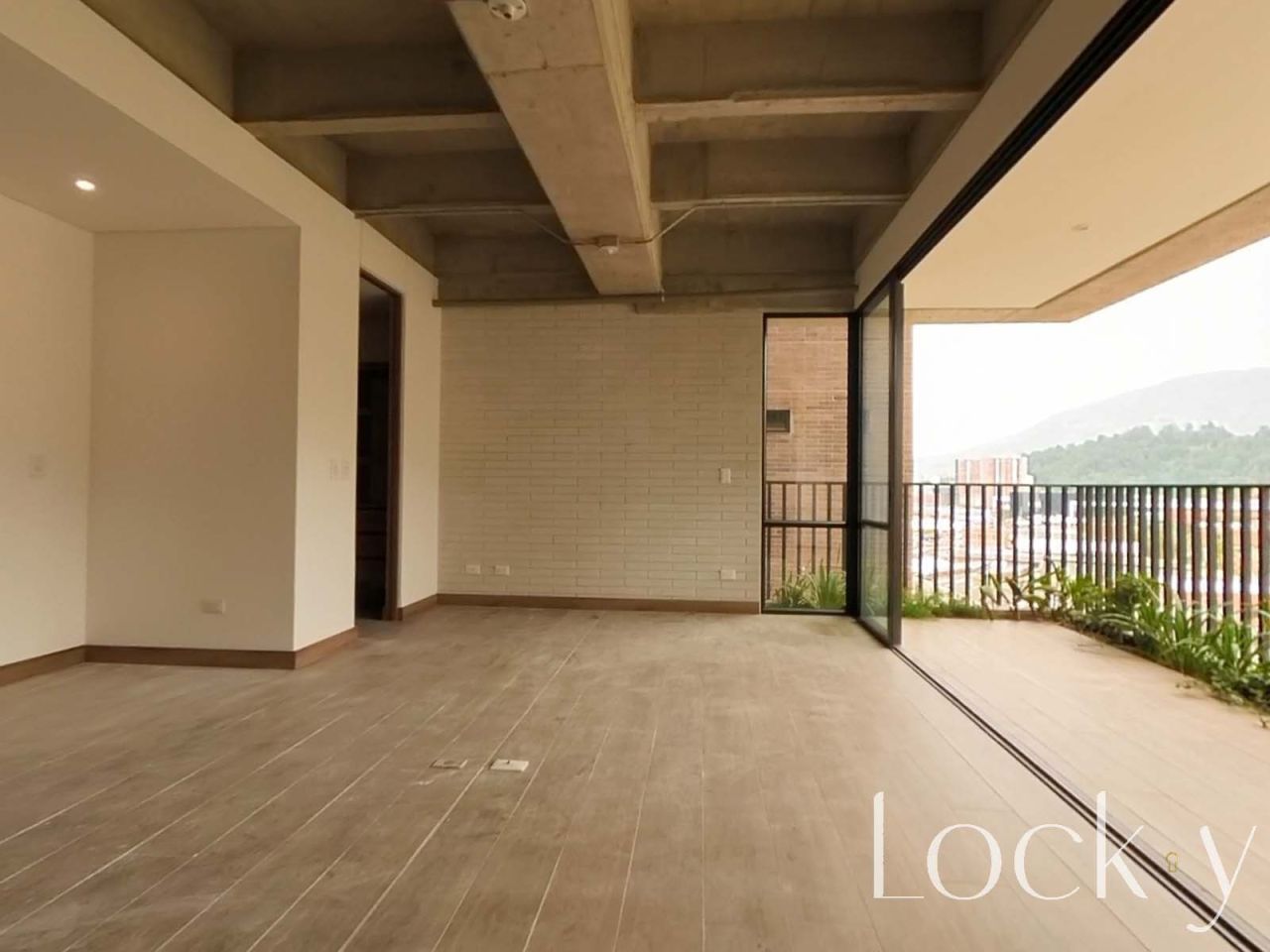 Apartaestudio en venta Antioquia Medellín Simesa 70 m2 Habitaciones 1 Baños 2 Garajes 1 Precio $766000000