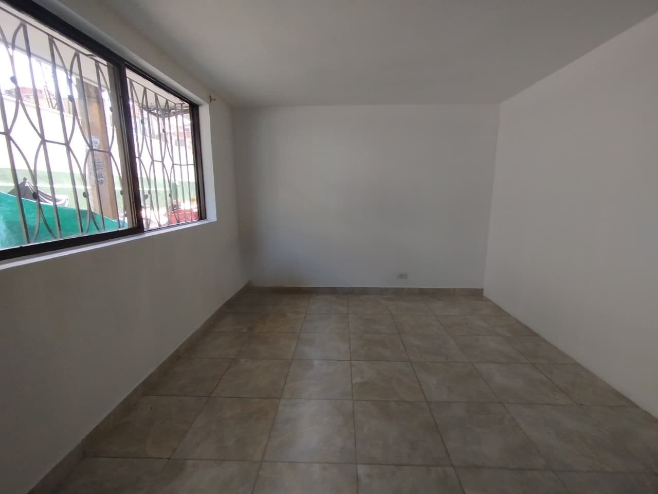 Apartamento en arriendo Antioquia Medellín Los Alcazares 60 m2 Habitaciones 3 Baños 1 Garajes 0 Precio $1700000