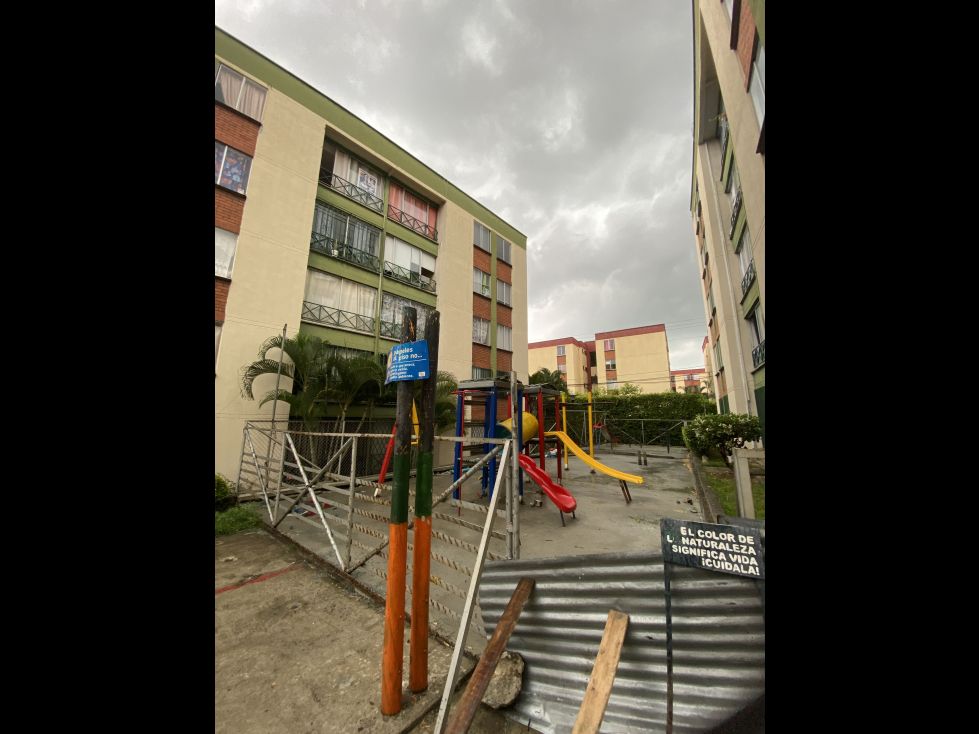Apartamento en arriendo Valle Del Cauca Cali Sector Puente Del Comercio 52 m2 Habitaciones 3 Baños 2 Garajes 0 Precio $1180000