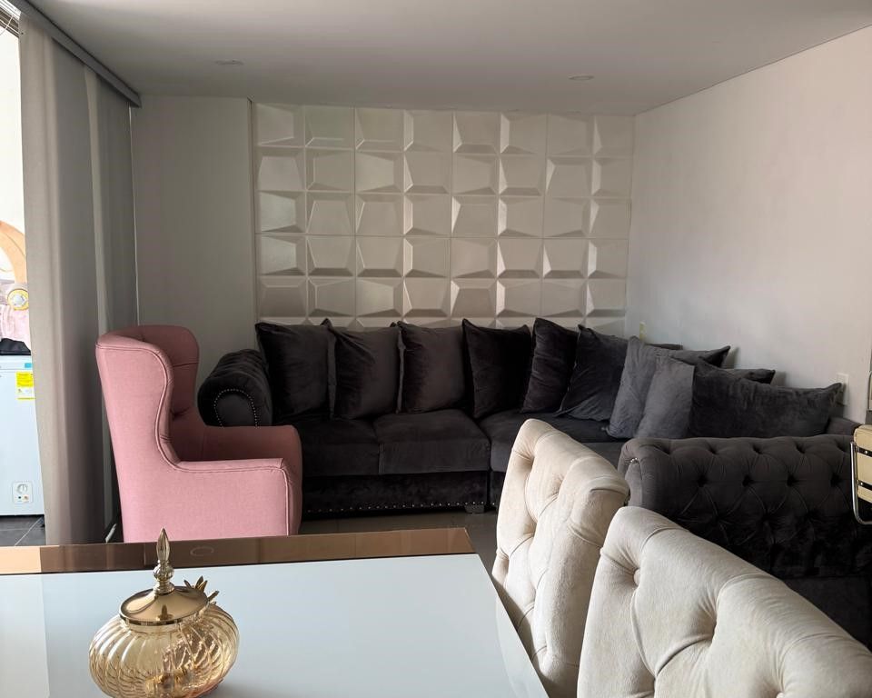 Apartamento en arriendo Antioquia Envigado Ub Loma El Atravesado 84 m2 Habitaciones 2 Baños 2 Garajes 2 Precio $7650000