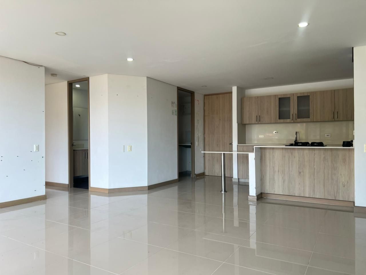 Apartamento en arriendo Antioquia Envigado Ub Loma El Atravesado 95 m2 Habitaciones 3 Baños 2 Garajes 2 Precio $5150000