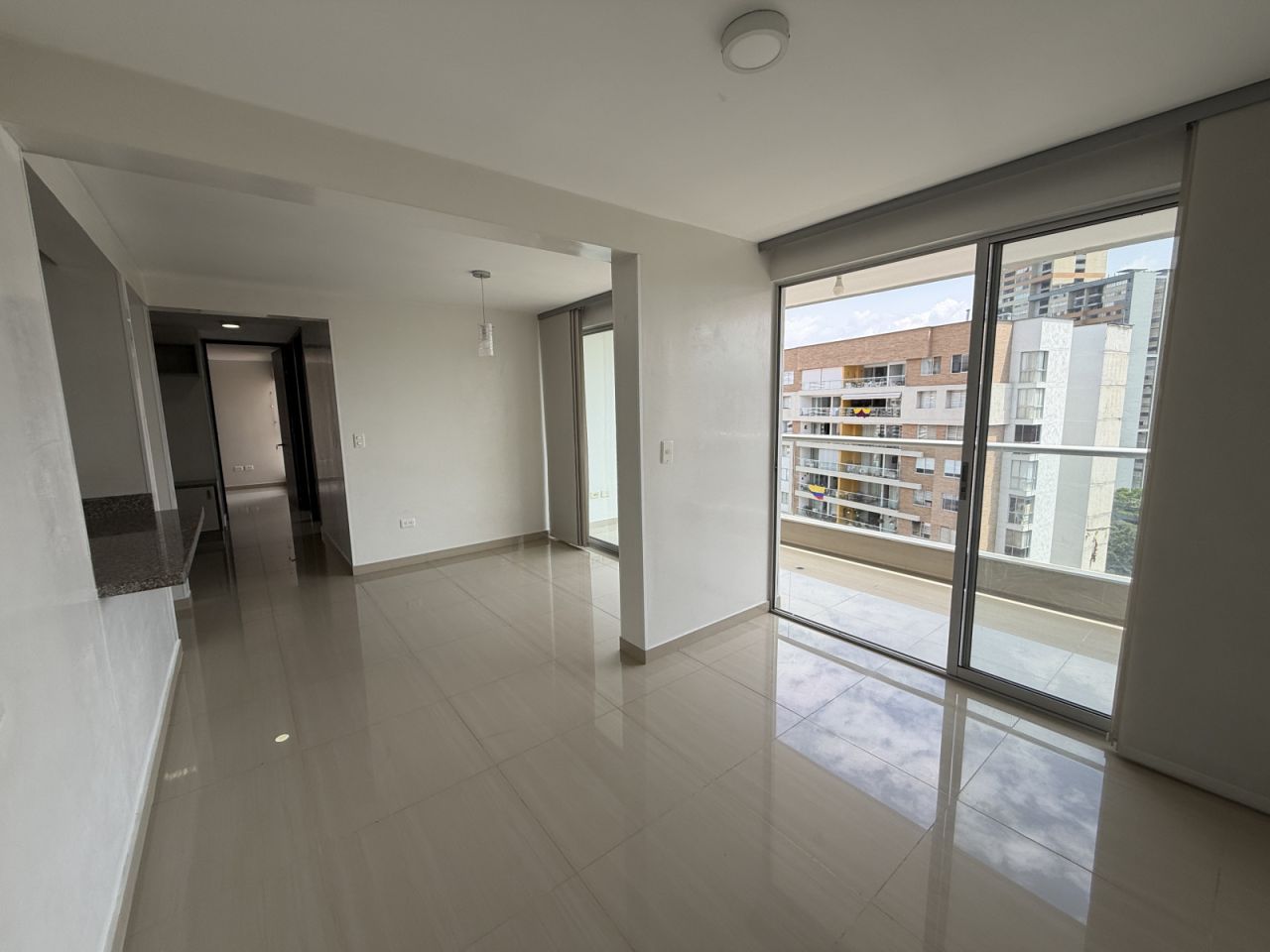 Apartamento en venta Santander Floridablanca Br Versalles Campestre 85 m2 Habitaciones 3 Baños 2 Garajes 1 Precio $440000000