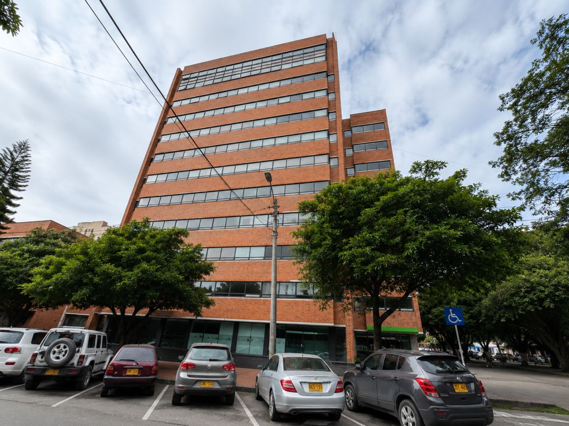 Oficina en arriendo Cundinamarca Bogotá Quinta Camacho 145 m2 Habitaciones 0 Baños 1 Garajes 1 Precio $9520045