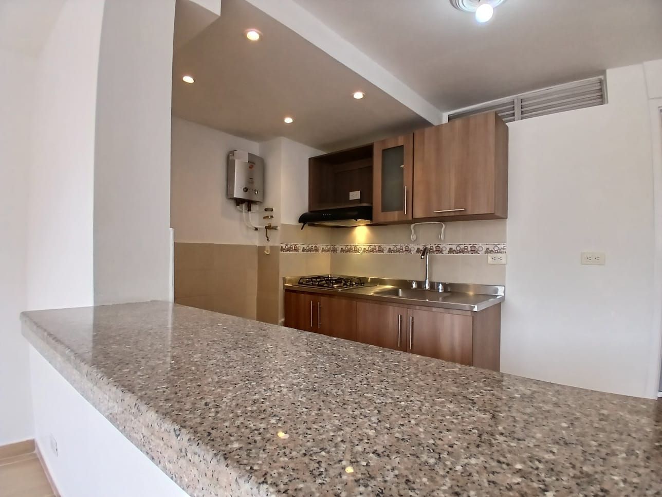 Apartamento en arriendo Antioquia Medellín Robledo 45 m2 Habitaciones 2 Baños 1 Garajes 0 Precio $1600000