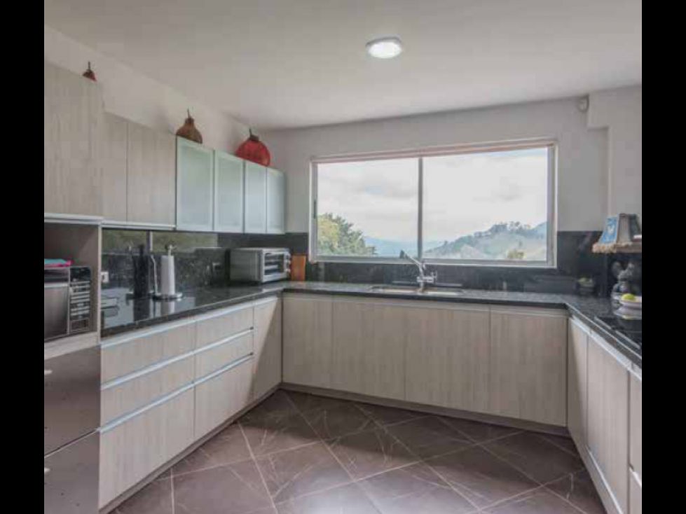 Casa en arriendo Antioquia El Retiro El Retiro 360 m2 Habitaciones 3 Baños 5 Garajes 3 Precio $16000721