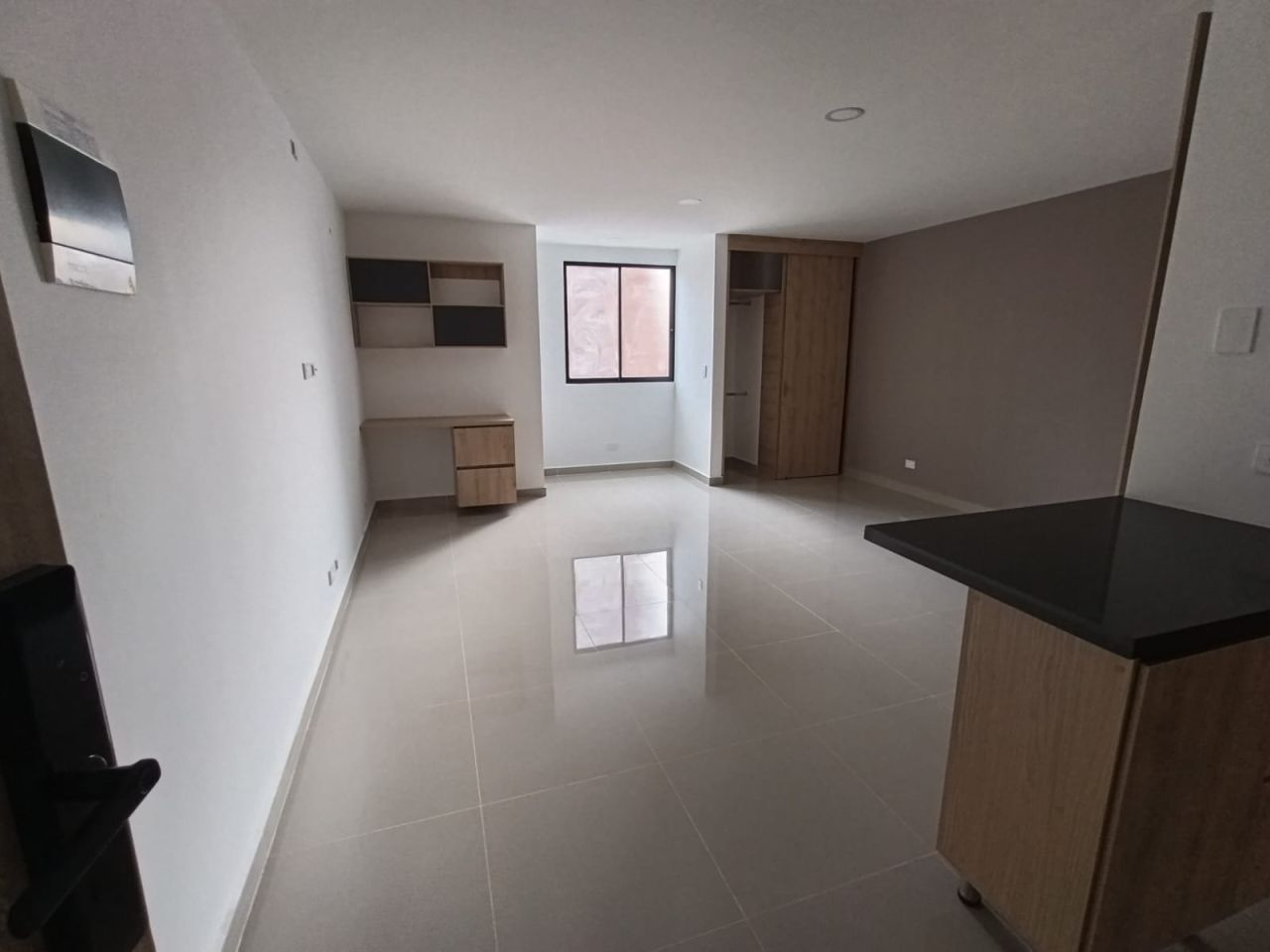 Apartaestudio en arriendo Antioquia Medellín San Joaquin 35 m2 Habitaciones 1 Baños 1 Garajes 0 Precio $2200000