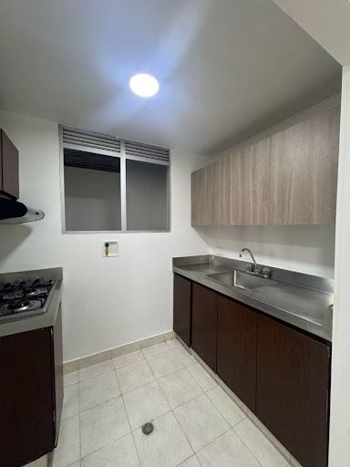 Apartamento en arriendo Antioquia Sabaneta Holanda 62 m2 Habitaciones 2 Baños 2 Garajes 0 Precio $2000000