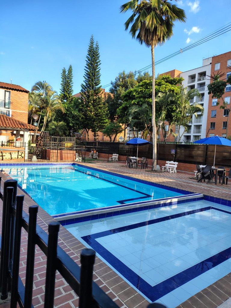 Apartamento en venta Valle Del Cauca Cali Ciudadela Floralia 120 m2 Habitaciones 4 Baños 3 Garajes 1 Precio $270000000