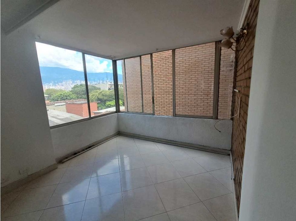 Apartamento en arriendo Antioquia Medellín Belen 80 m2 Habitaciones 2 Baños 2 Garajes 0 Precio $2300000