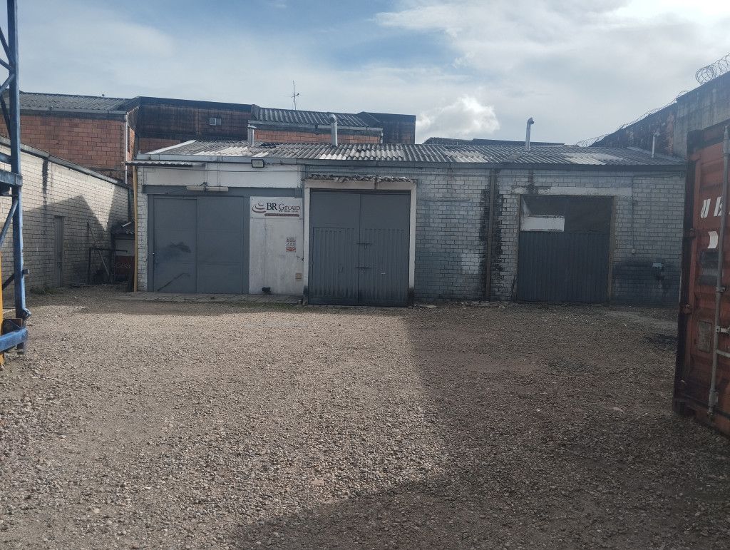 Bodega en arriendo Cundinamarca Bogotá Los Laureles 878 m2 Habitaciones 0 Baños 2 Garajes 10 Precio $18000000