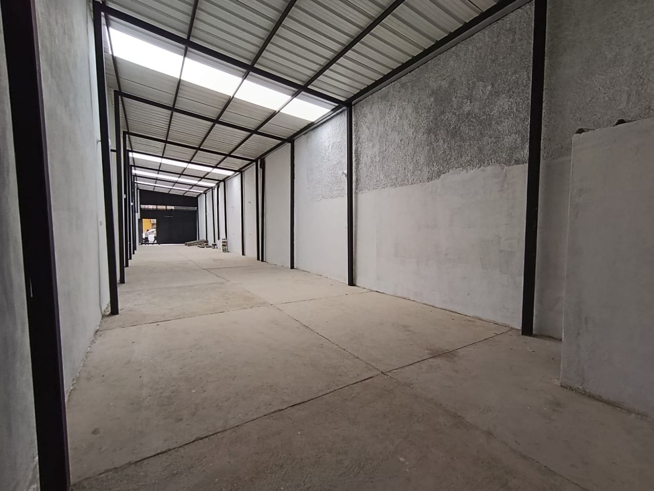 Bodega en arriendo Antioquia Bello Manchester 165 m2 Habitaciones 0 Baños 1 Garajes 0 Precio $10000000