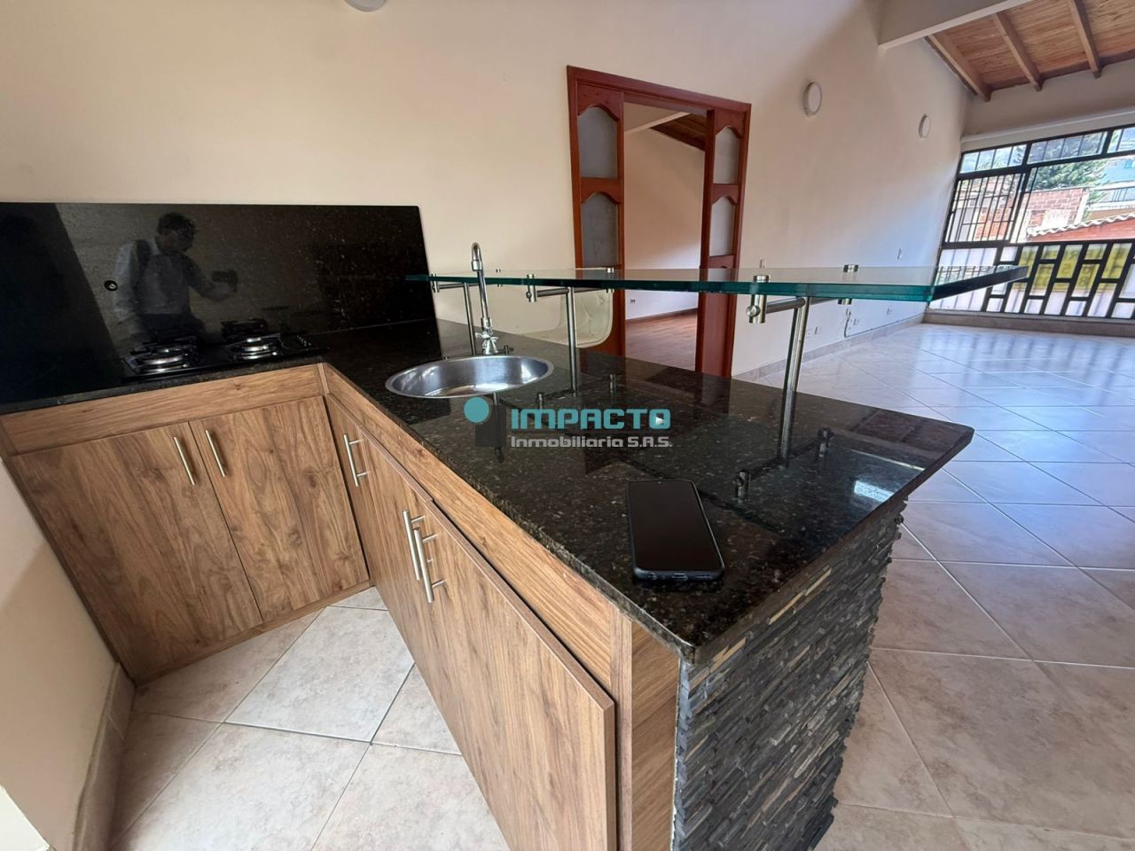 Apartaestudio en arriendo Antioquia Medellín Santa Monica 77 m2 Habitaciones 1 Baños 2 Garajes 0 Precio $2600000