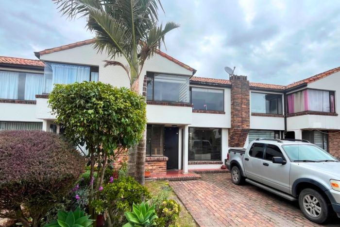 Casa en venta Cundinamarca Chía Cr Ponylandia 97 m2 Habitaciones 3 Baños 3 Garajes 1 Precio $500000000